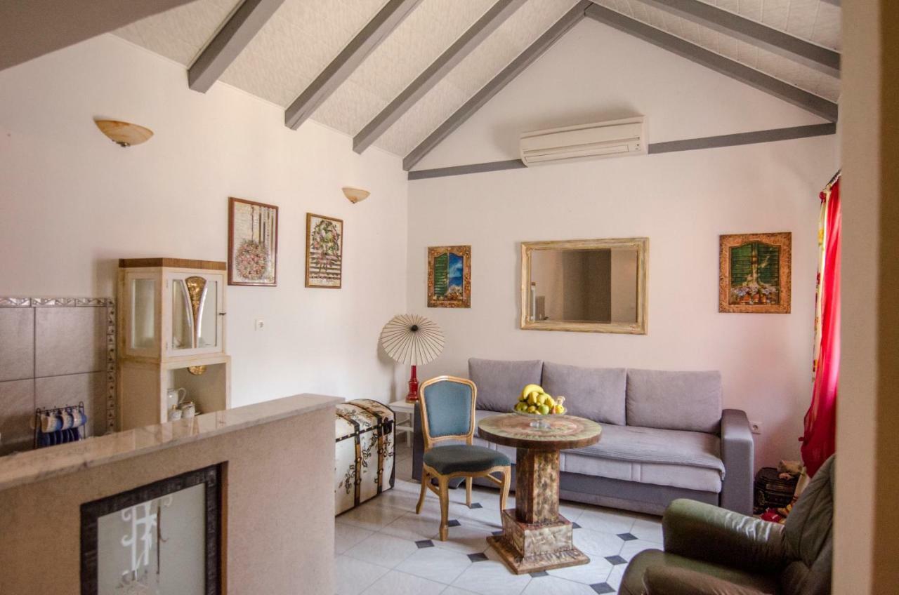 Apartment Lavanda & Divona